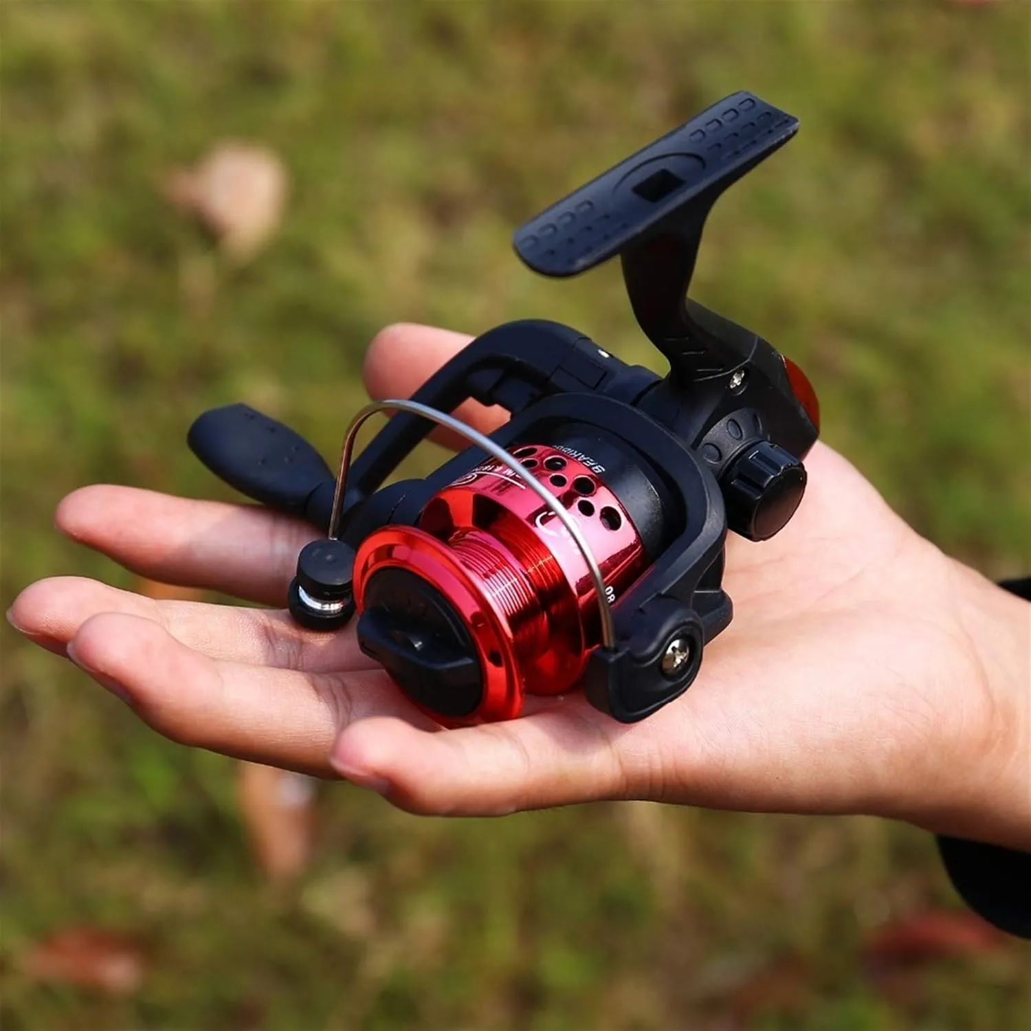 1.25m/1.6m Ice Fishing Rod and Closed Face Spinning Fishing Reel Combo Fishing Tackle Set Telescopic Rod for Child (Red Reel)
