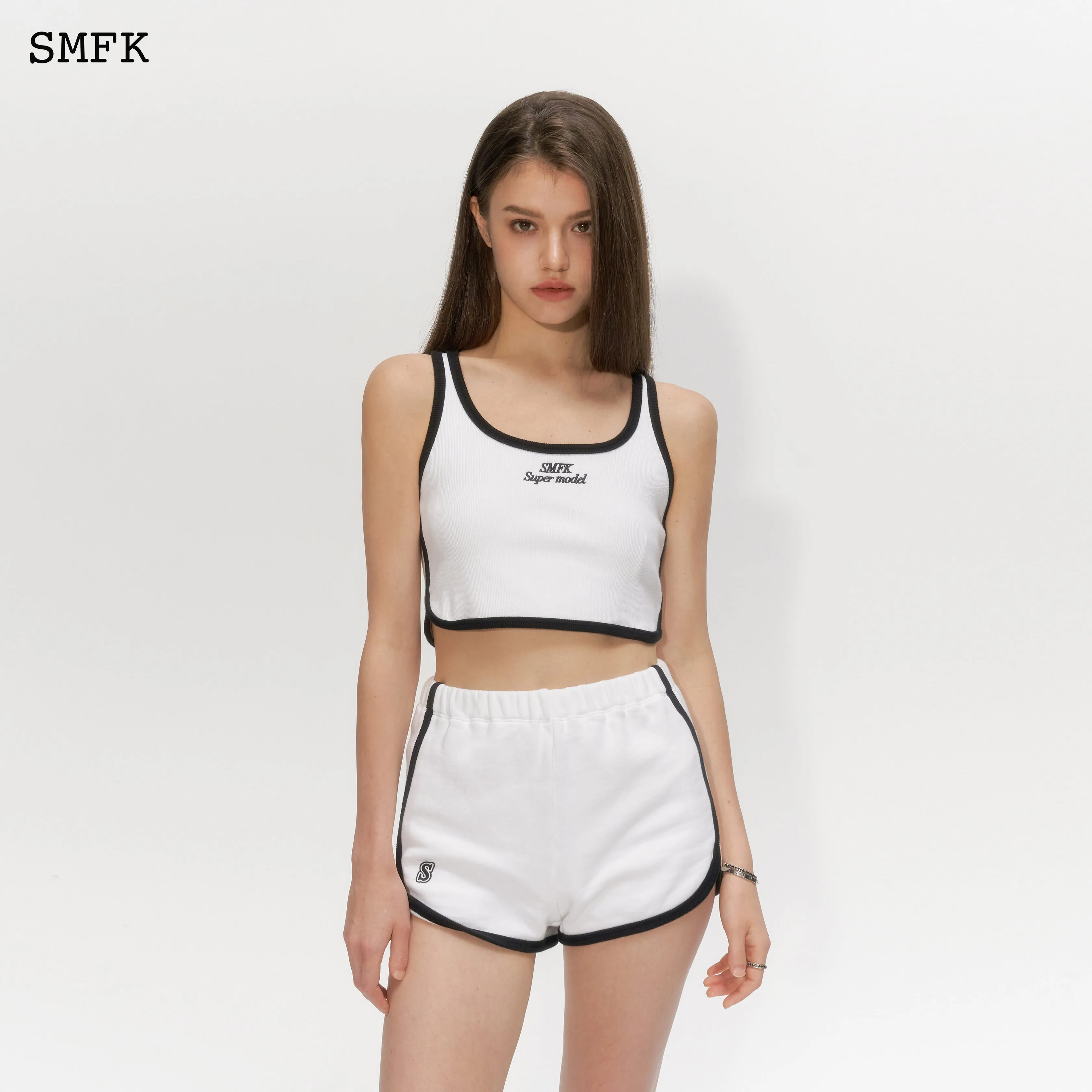 Compass Dark Night's Flower White Joggging Set