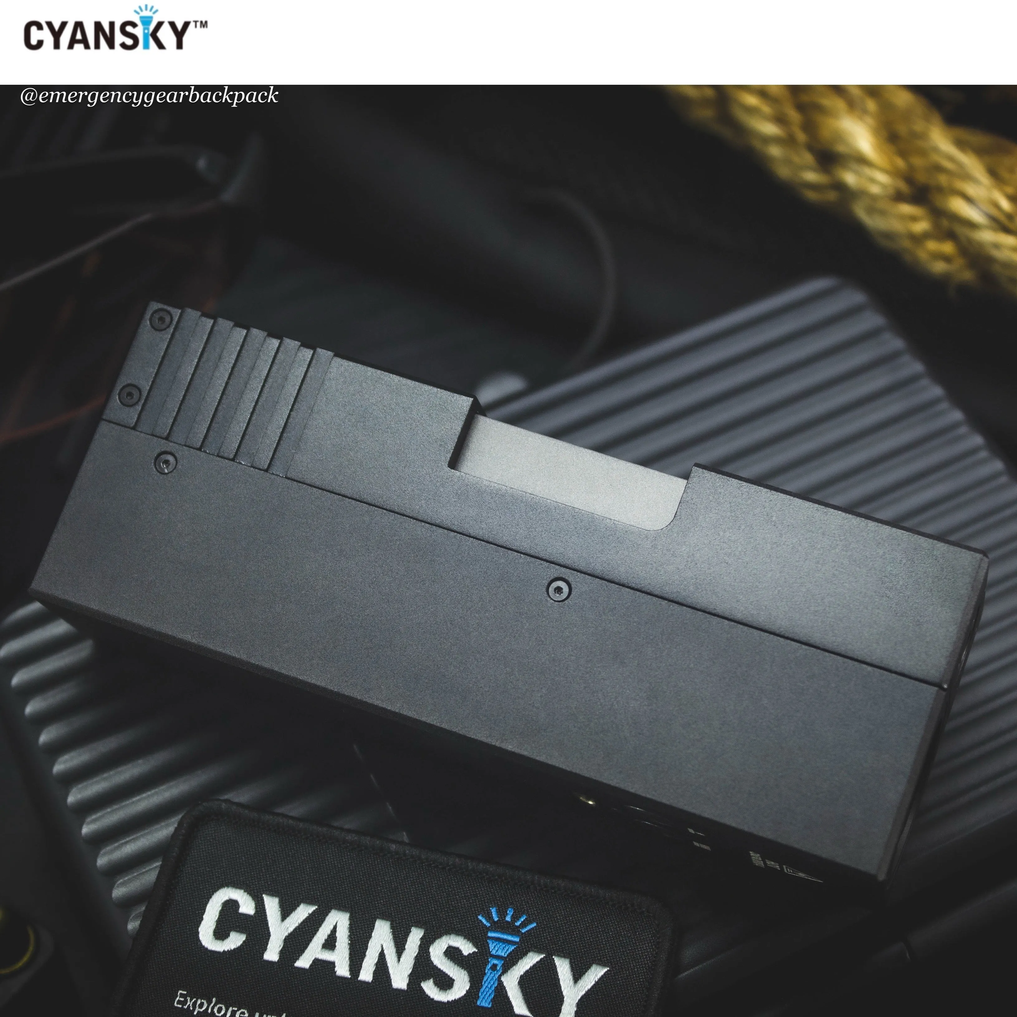 Cyansky Vanguard 1500 Lumens 410M Dual Light Source EDC Flashlight
