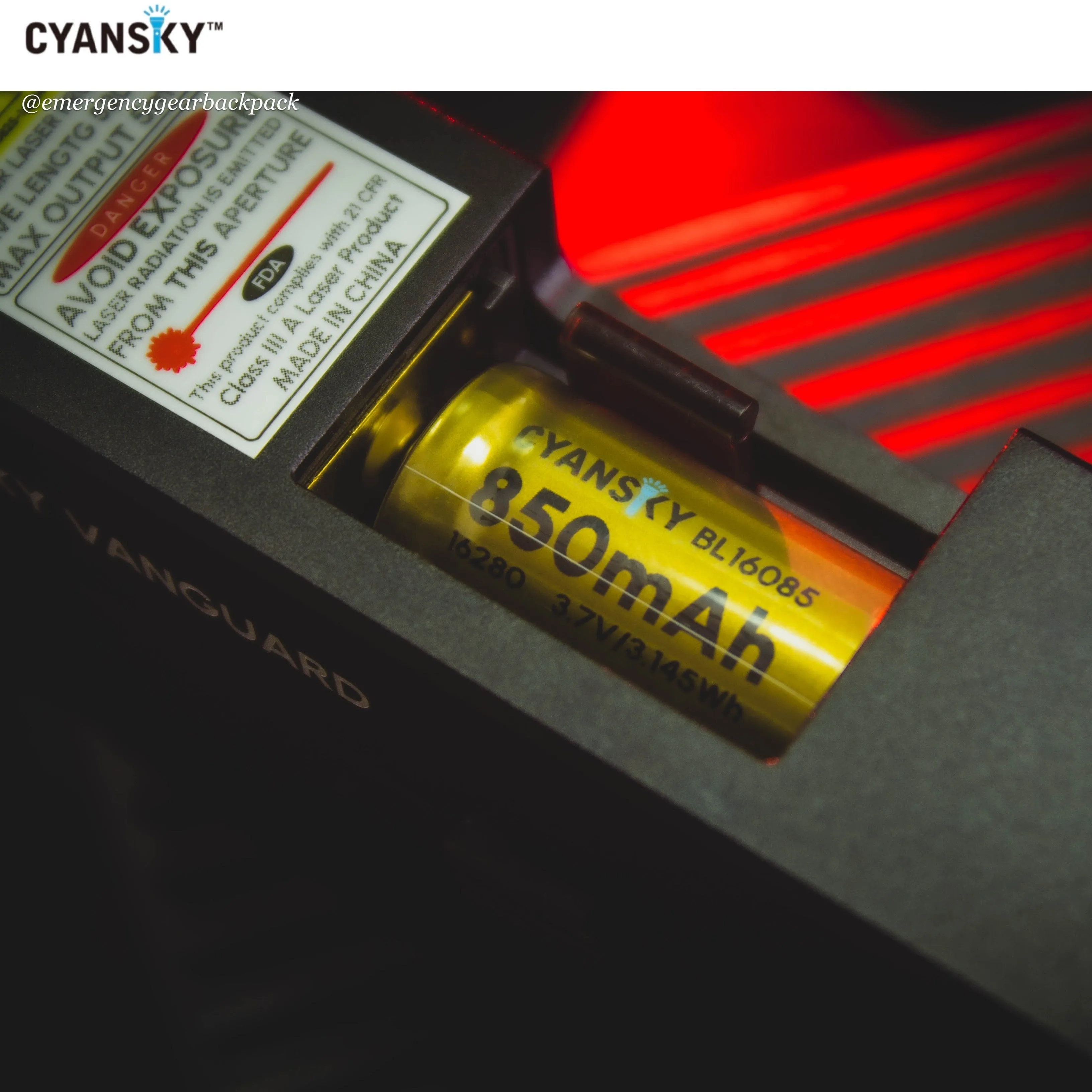 Cyansky Vanguard 1500 Lumens 410M Dual Light Source EDC Flashlight