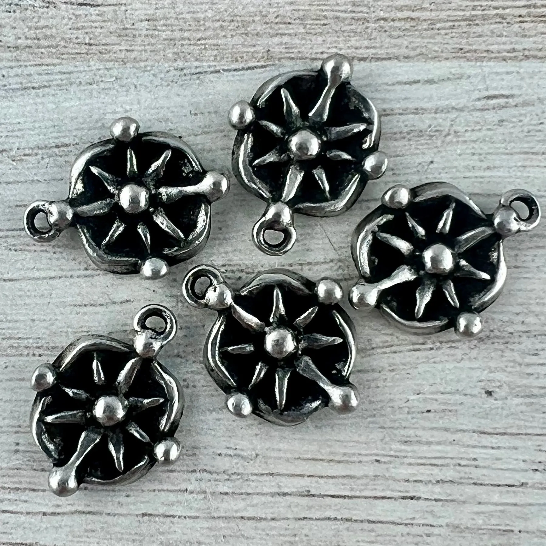 Dotted Compass Charm, Antiqued Pewter Star, Jewelry Findings, PW-6298