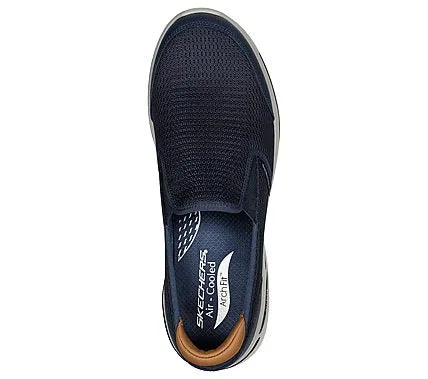 GO WALK ARCH FIT
