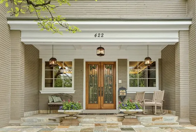 Hampton Lantern - Wall Mount