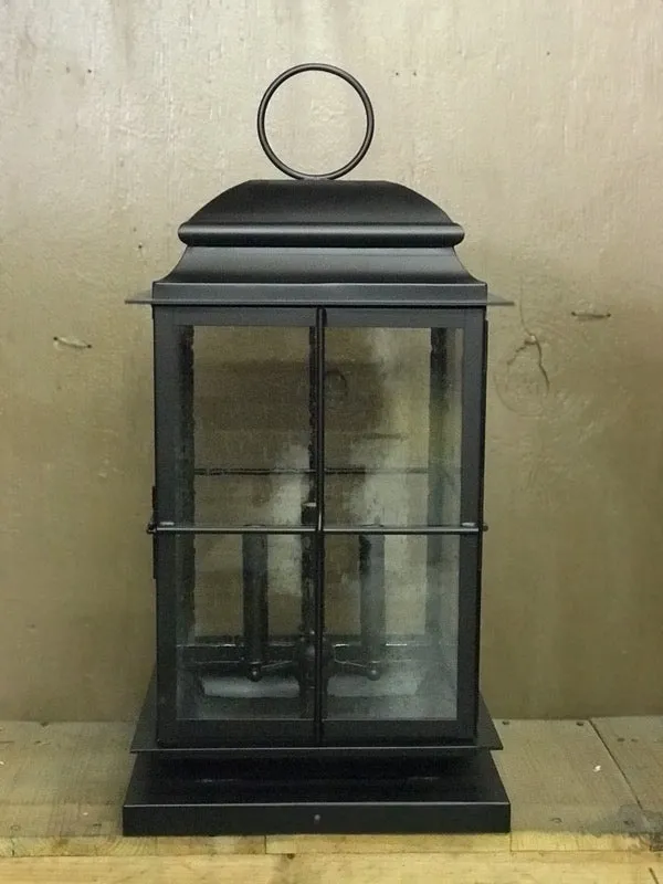 Hampton Lantern - Wall Mount