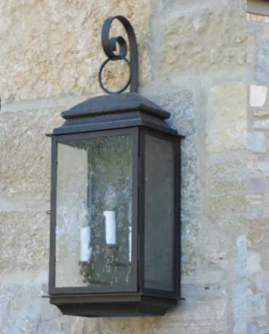Hampton Lantern - Wall Mount