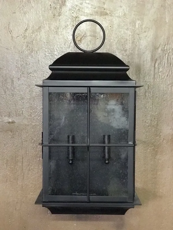 Hampton Lantern - Wall Mount