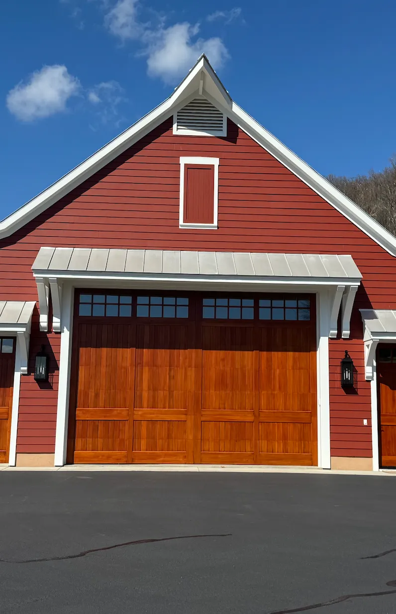 Hampton Lantern - Wall Mount