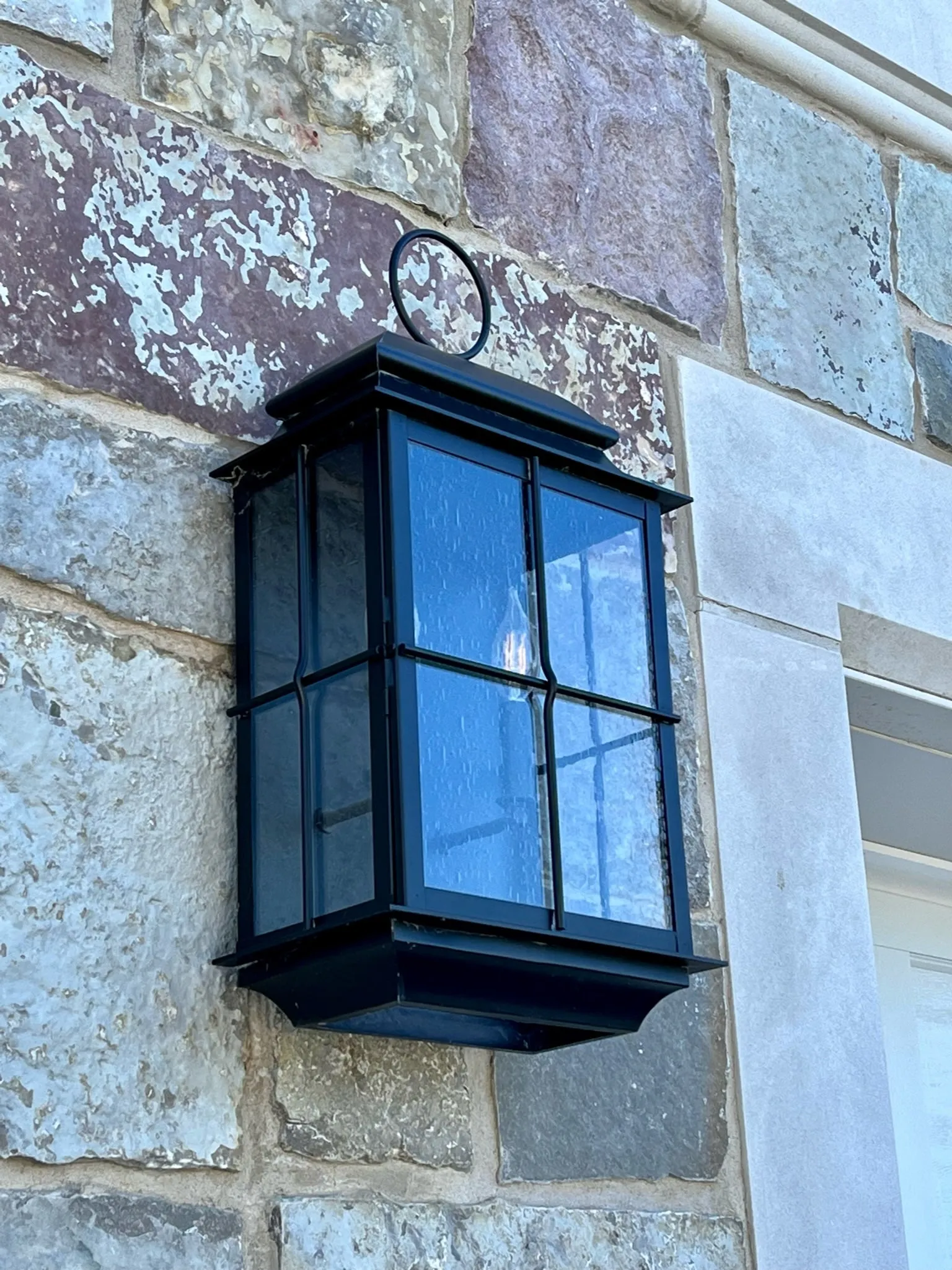 Hampton Lantern - Wall Mount