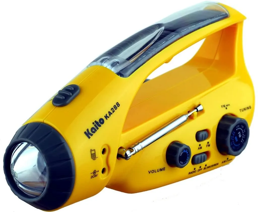 Kaito KA288 Solar Powererd   Wind-up Flashlight with AM/FM Radio