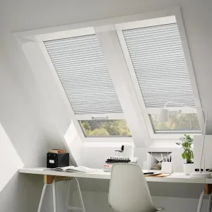 Light Blocking Skylight Blind for Ceiling, Skylight Shades Window Cordless Cellular Shades Thermal Insulation Honeycomb Blinds for Roof Inclined Plane Room Windows-Blackout, White