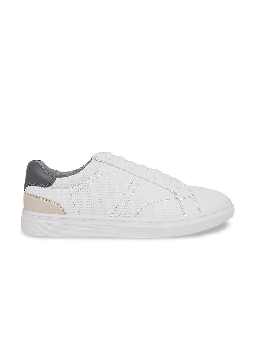 Metro Men Perforated Comfort Insole Sneakers