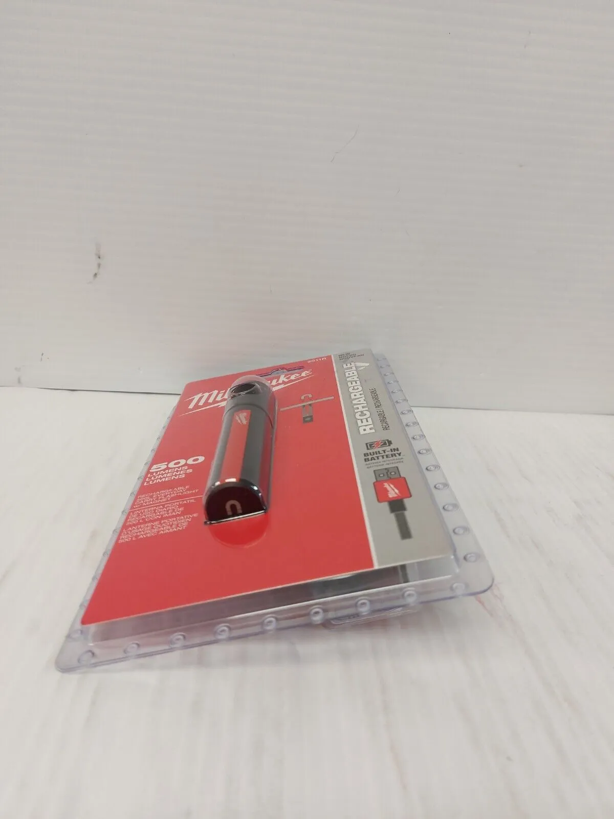 (N86701-1) Milwaukee 2011R Rechargeable Flashlight