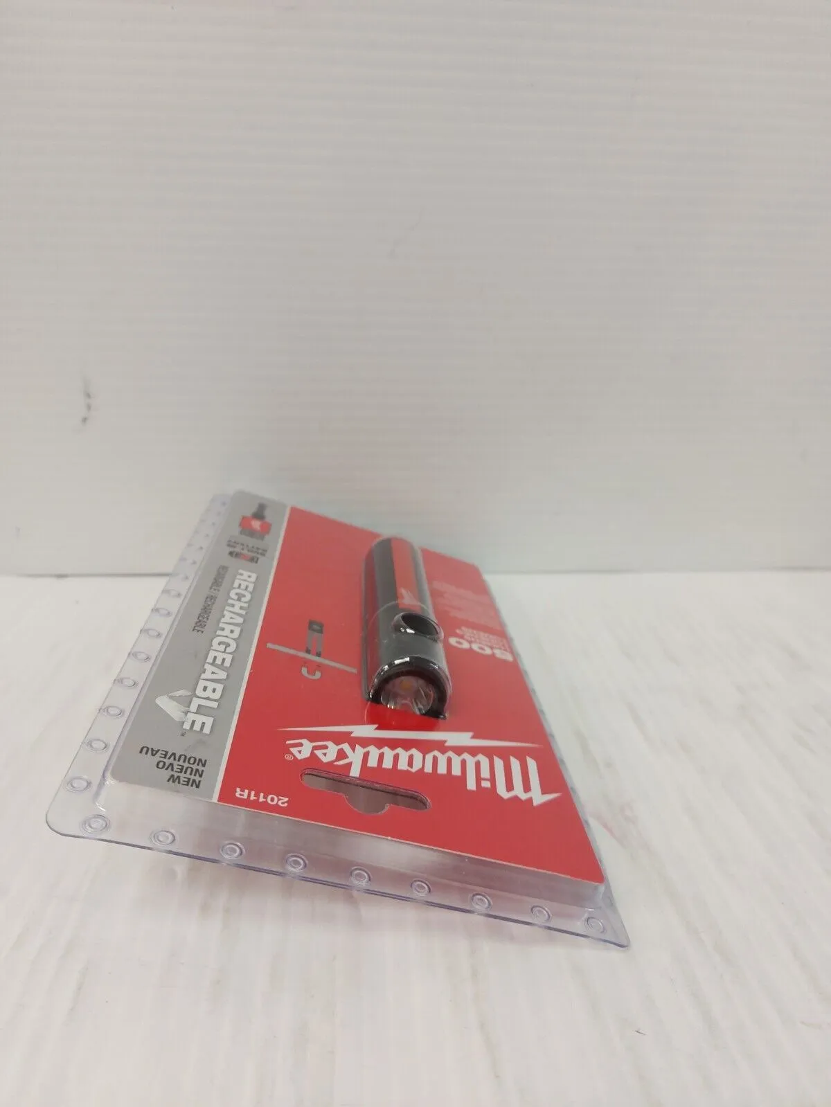 (N86701-1) Milwaukee 2011R Rechargeable Flashlight