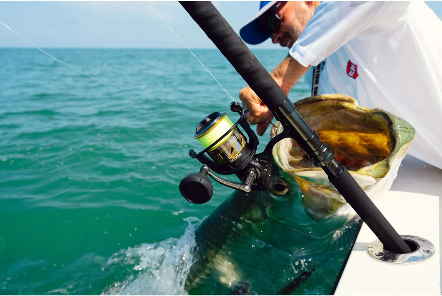 PENN Battle IV Spinning Reel and Fishing Rod Combo