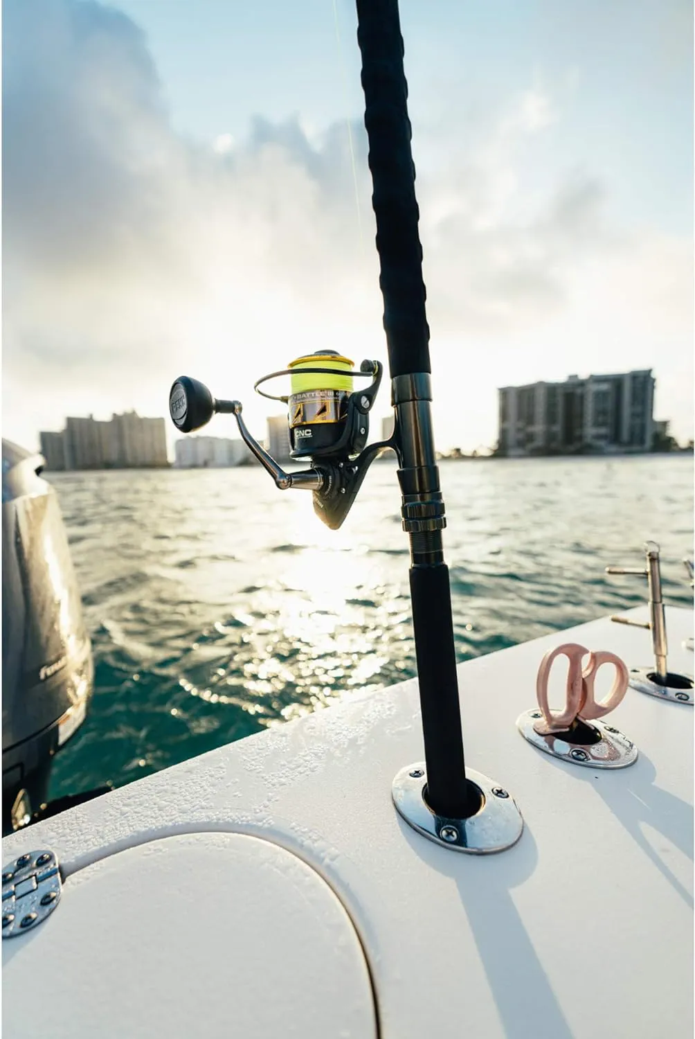 PENN Battle IV Spinning Reel and Fishing Rod Combo