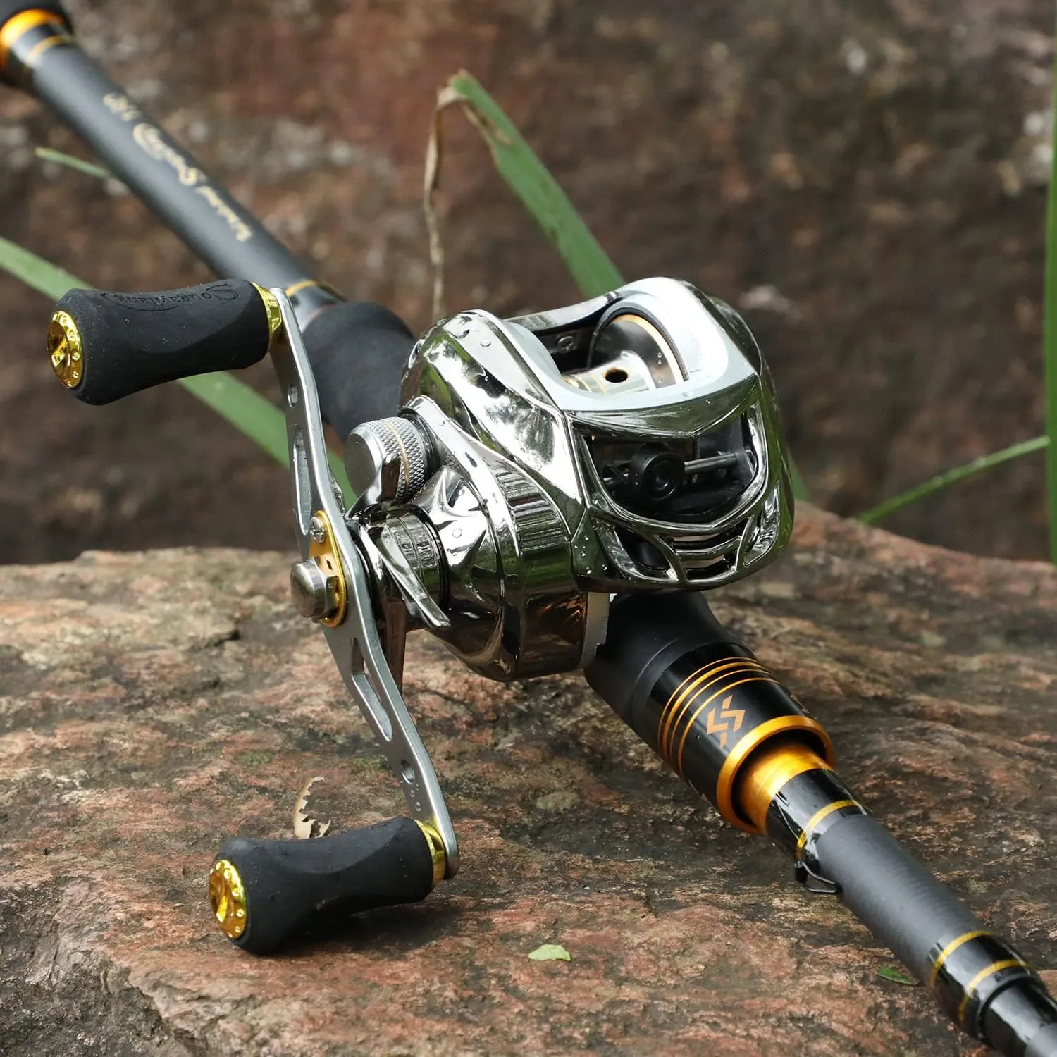 Sougayilang Fishing Rod and Reel Combo, Telescopic Casting Rod Baitcasting Reel with Carrier Bag Baitcaster Combo for Freshwater Saltwater