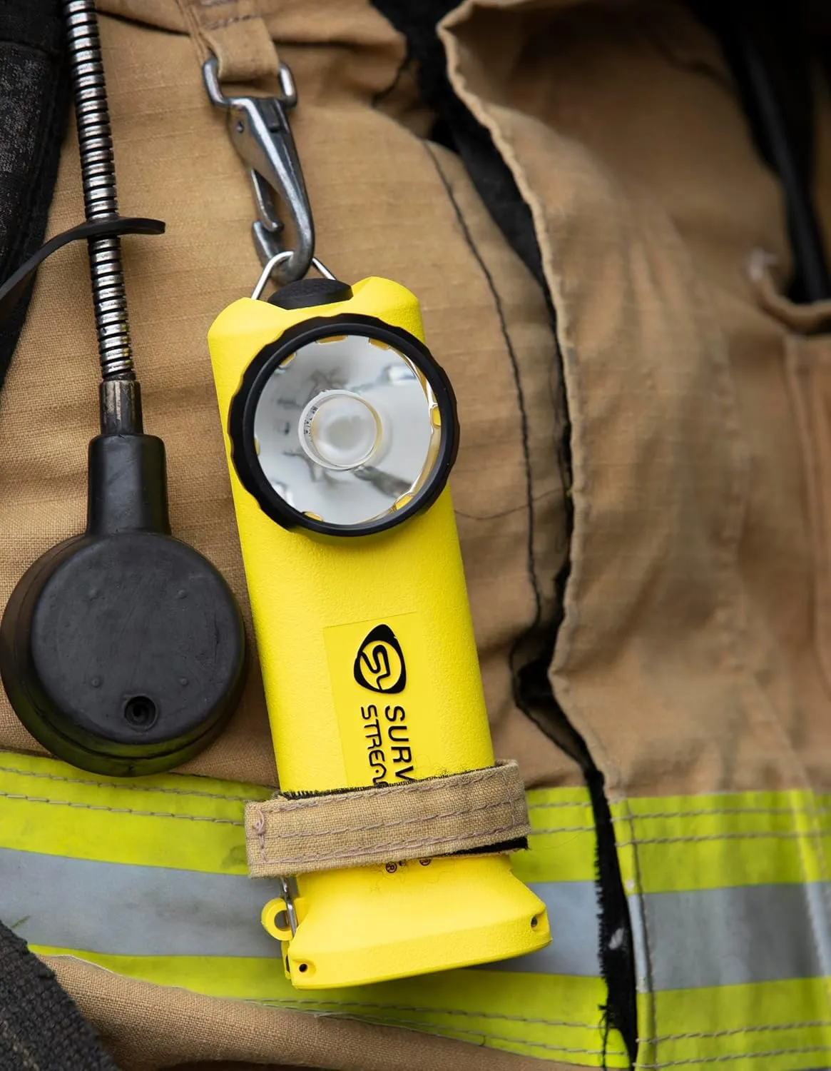 Streamlight 90510 Survivor 175-Lumen Rechargeable Safety-Rated Firefighter Right Angle Flashlight Without Charger, Yellow