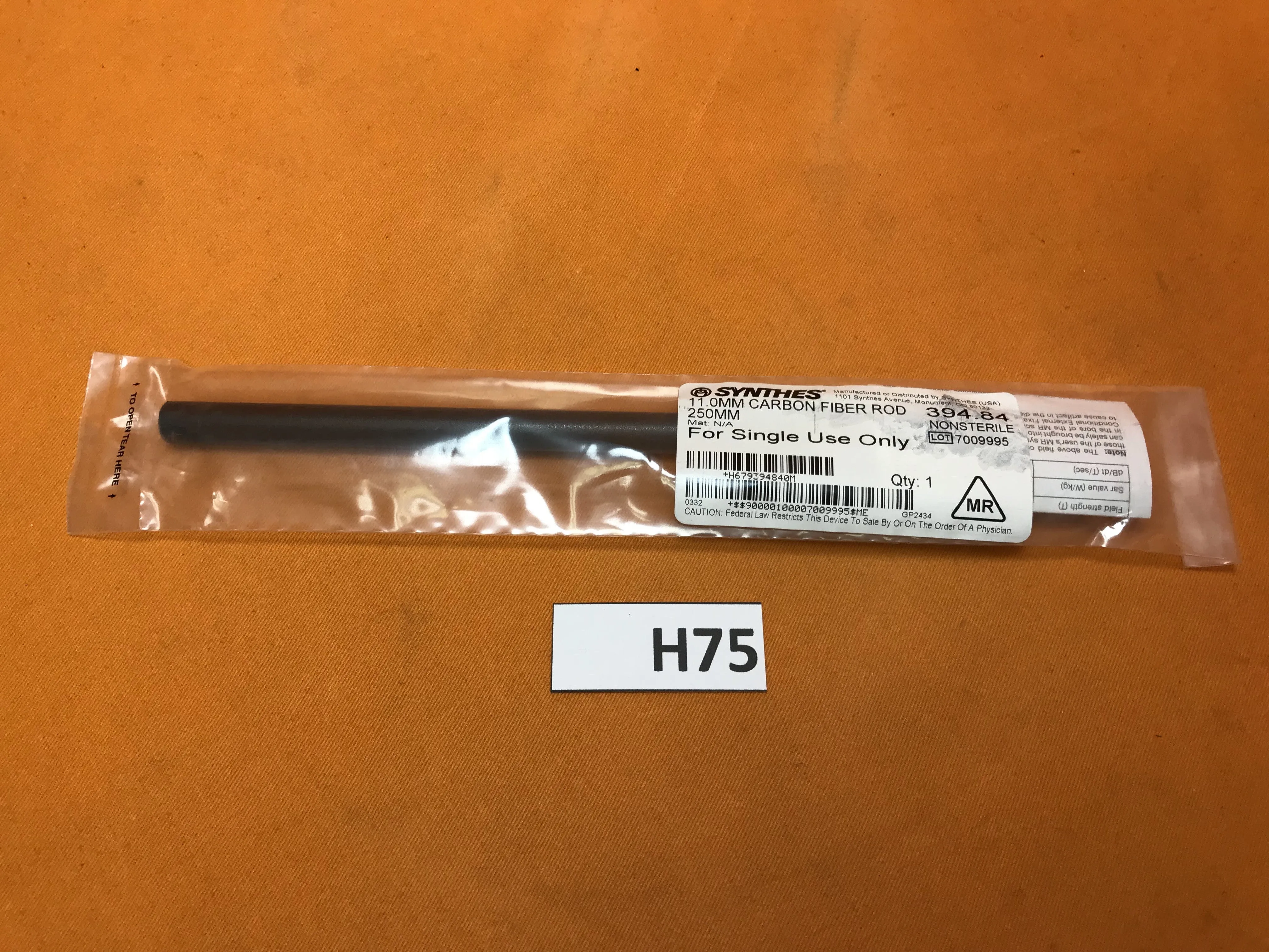 Synthes 394.84 11.0mm Carbon Fiber Rod -NEW
