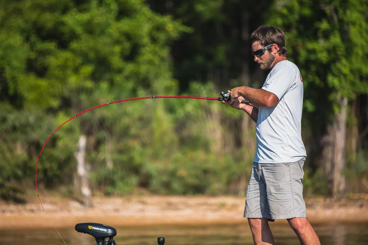 Ugly Stik Carbon Casting Fishing Rod