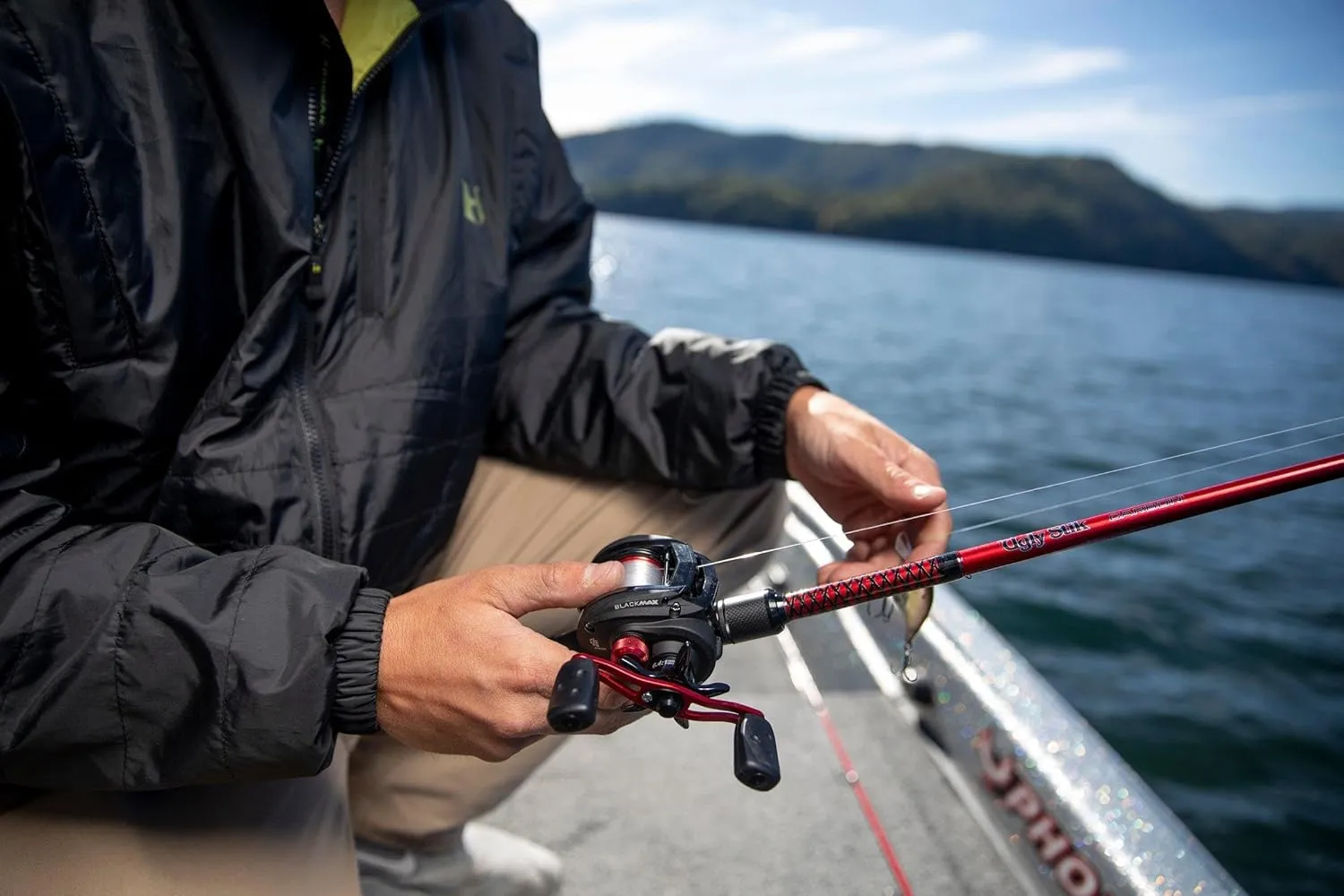 Ugly Stik Carbon Casting Fishing Rod