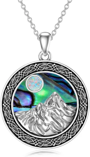 WINNICACA Compass Necklace for Women Sterling Silver Compass Pendant Jewelry with Crystal Graduation Gift for Women Compass Gifts for Teen Girls