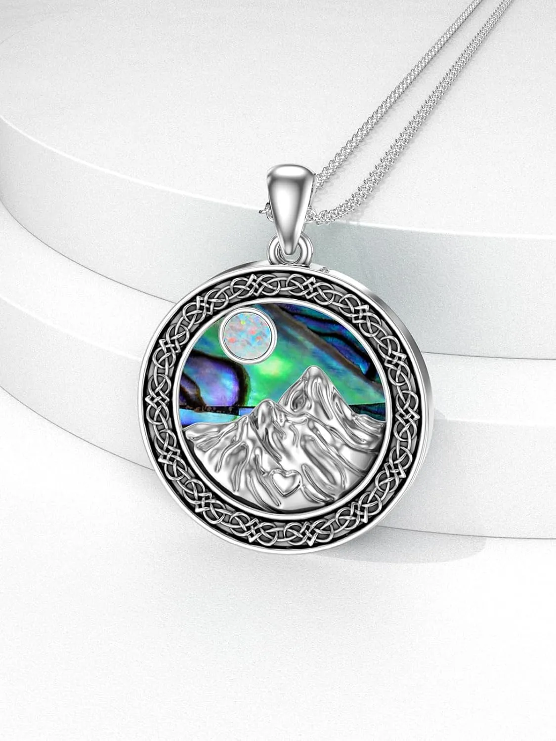 WINNICACA Compass Necklace for Women Sterling Silver Compass Pendant Jewelry with Crystal Graduation Gift for Women Compass Gifts for Teen Girls
