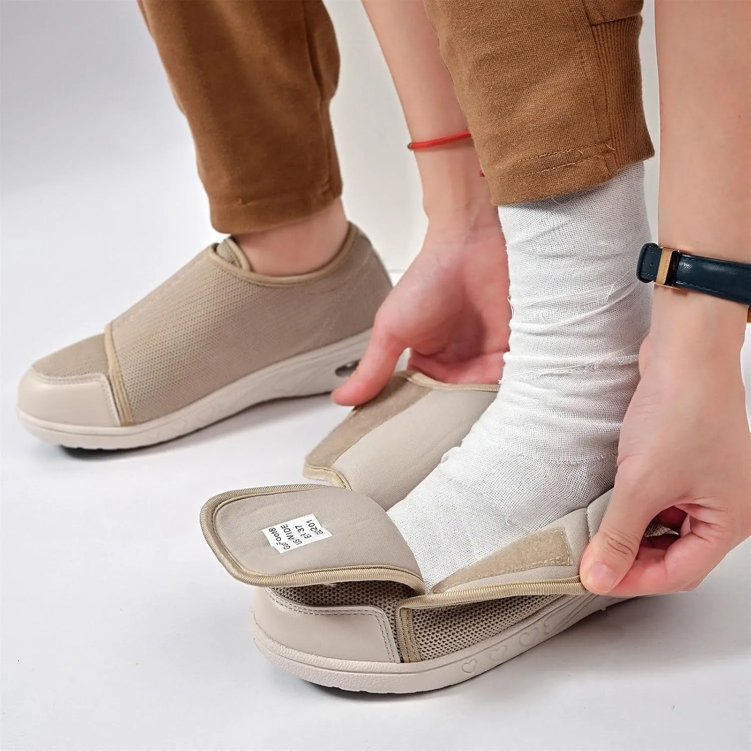 Women's Diabetic Shoes Easy Put on with Adjustable Lightweight for Edema Plantar Fasciitis Bunions Arthritis Neuropathy Wide Width Swollen Feet Bottom Fattening and Widening Elderly Shoes